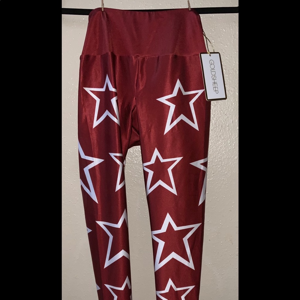 Gold sheep red stars leggings